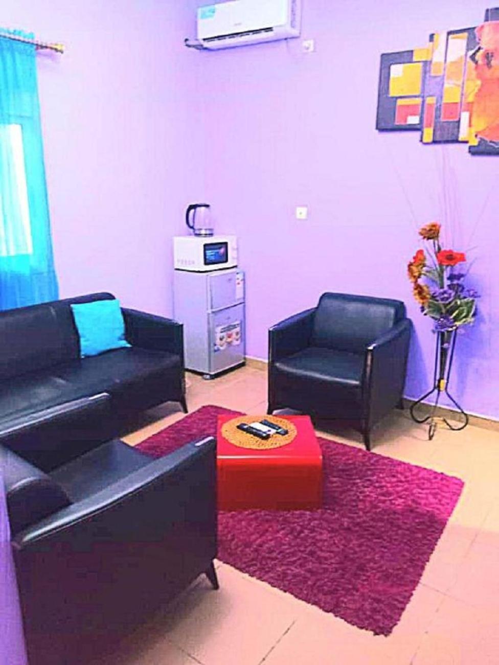 Residence Sighaka - Studio Meuble Vip Avec Wifi, Gardien, Parking دوالا المظهر الخارجي الصورة
